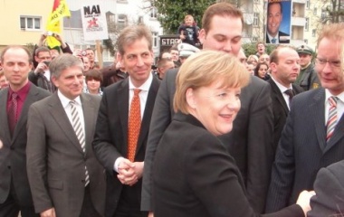 Wahlkampf 2011: Kanzlerin Angela Merkel unterstützte meine Erstkandidatur