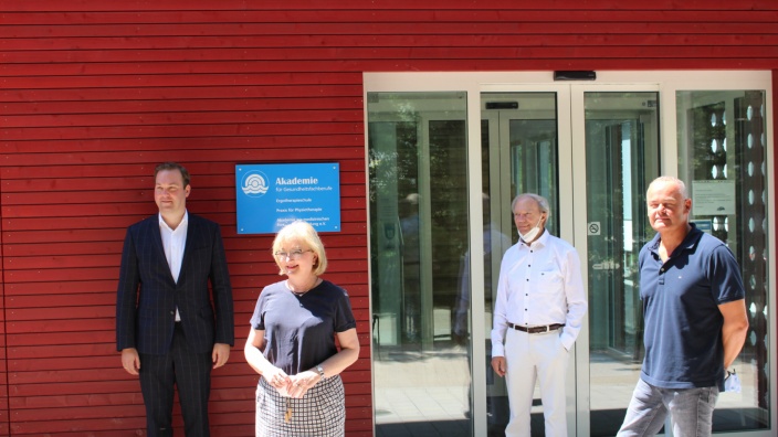 Felix Schreiner gratuliert zur erfolgreichen Akkreditierung